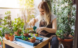 5-coolest-and-most-unique-planters-you-can-buy-online-right-now