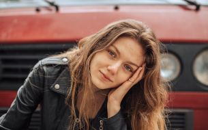 stunning-examples-of-dark-brown-hair